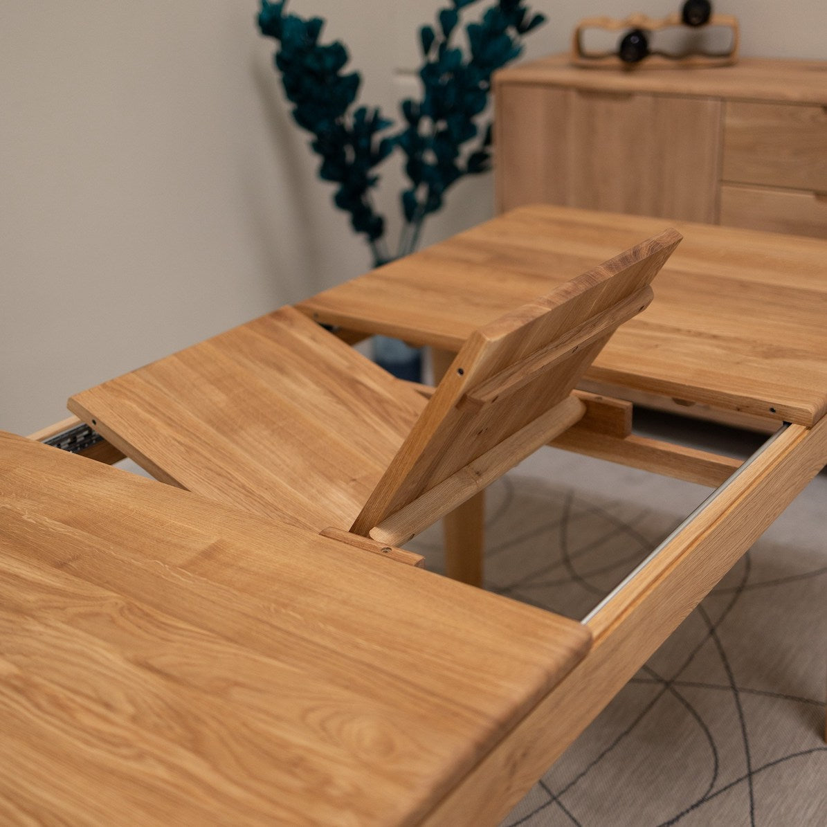 VESKOR Mesa de comedor extensible rectangular de madera de roble DANIA